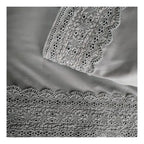 Juego Sábana Illusions 180 Hilos Broderie Liso 2 Plazas Gris